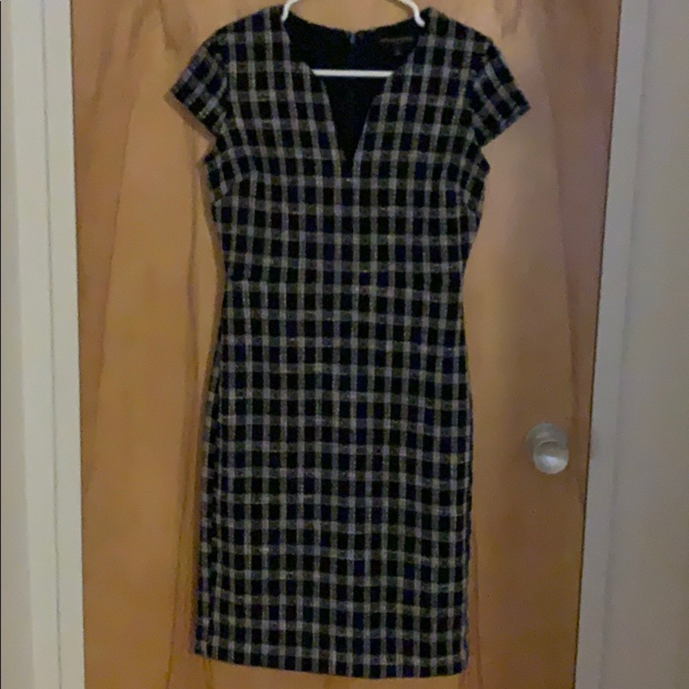 Banana Republic black and white dress
